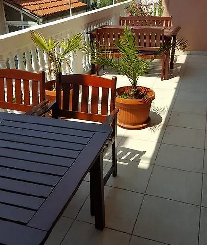 Guest house Alissa Hvar Town